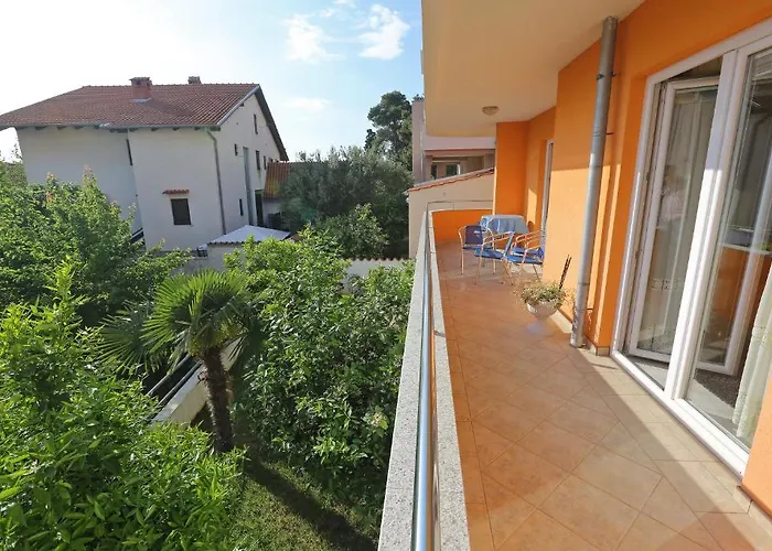 ゲストハウス Julian ザダル