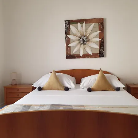 Julian Affittacamere 3*