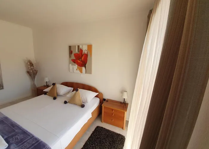 Julian Vendégház 3*